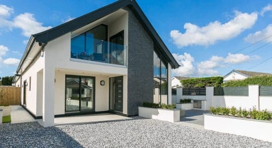 Gwel-Y-Wyddfa_Rhosneigr_Anglesey_external_view_2_1920x1080