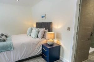 Madrona_Valley_Anglesey_king_bedroom_ensuite_3_1920x1080 Madrona_Valley_Anglesey_king_bedroom_ensuite_3_1920x1080